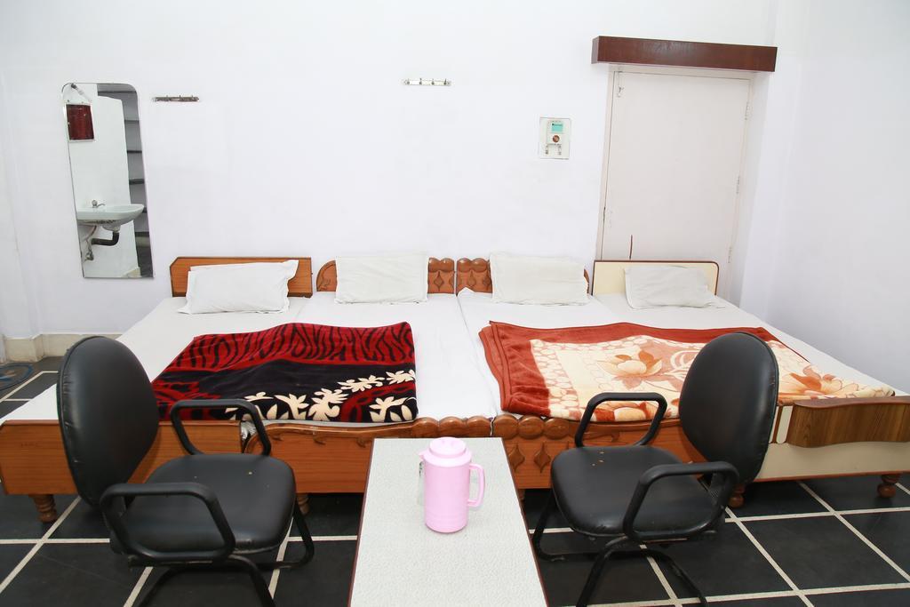 Hotel Ramnivas Udaipur Room photo